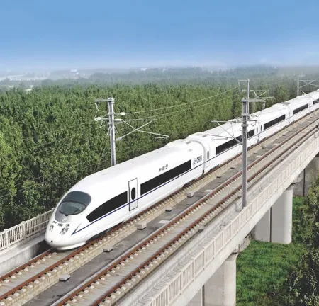 China Railway Aumenta Investimentos em 5,5% no Primeiro Semestre