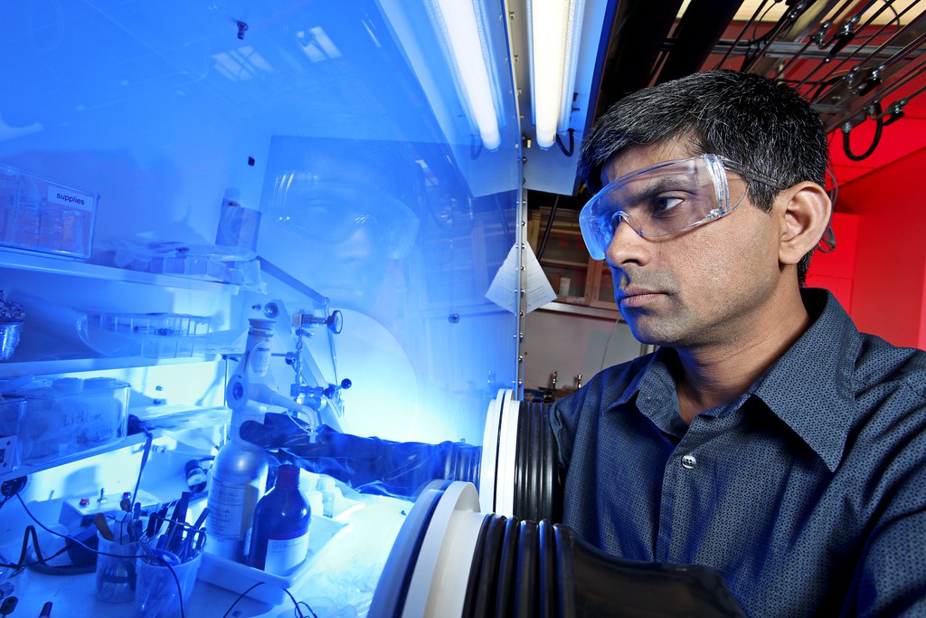 Preview Cientistas Russos Criam Ferramenta de Cálculo para Válvulas de Motores de Plasma