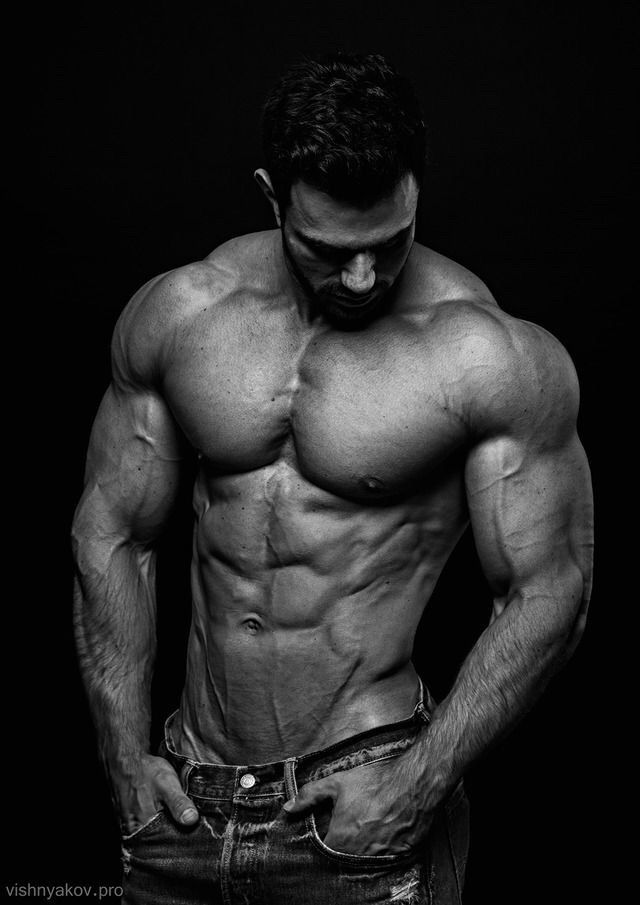 Preview Valery Pereverzev e suas “Sombras de Moscou”: Quando a arte desafia