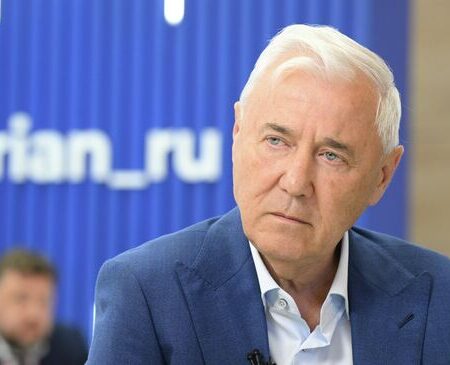 Anatoly Aksakov Projeta Redução da Taxa Básica de Juros para 7% até 2026