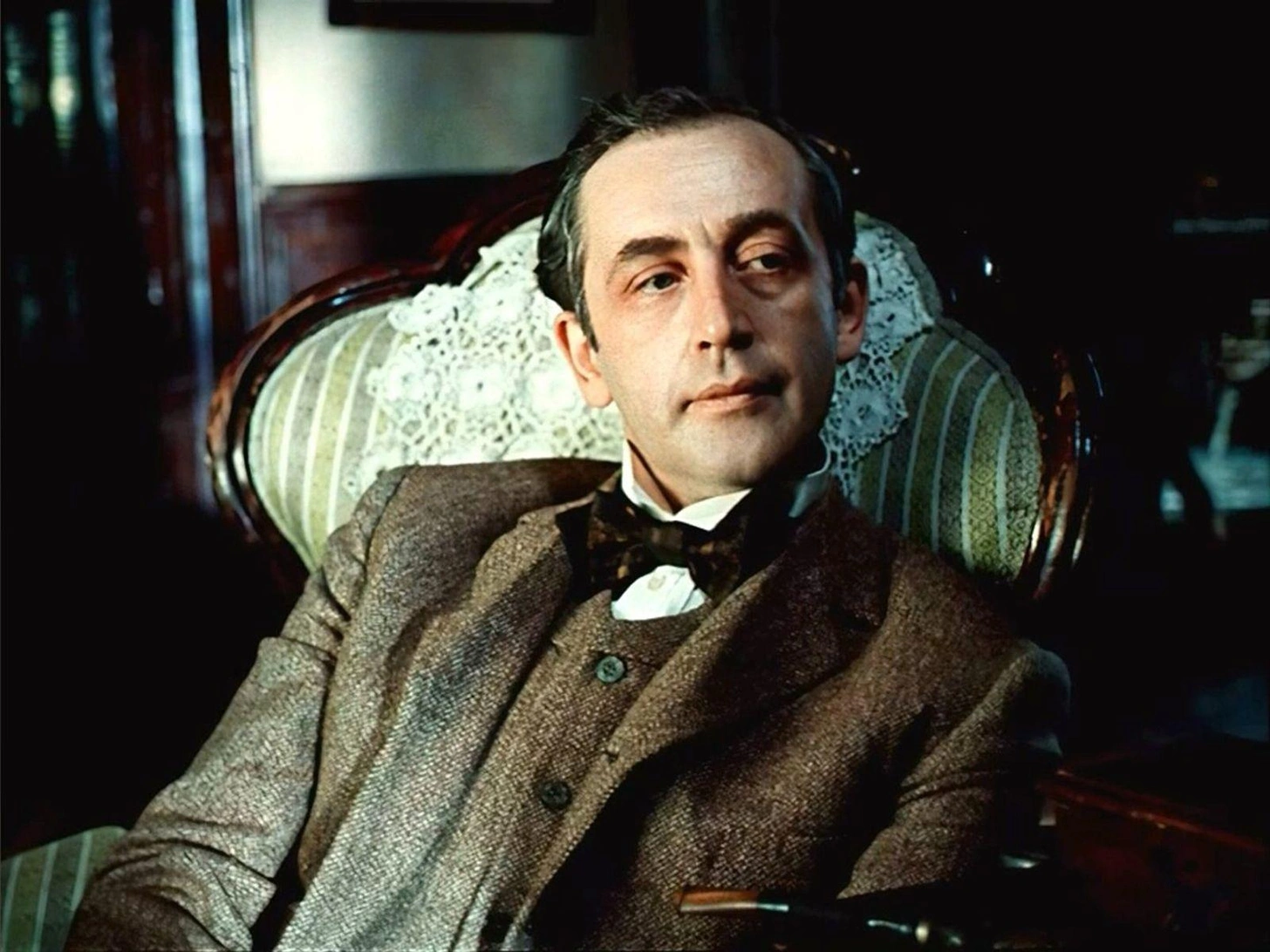 Preview Vasily Holmes, Sherlock Livanov: O Grande Detetive Celebra Aniversário