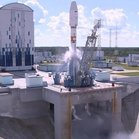 Foguete Soyuz-2.1b Lançado com Sucesso do Cosmódromo de Vostochny