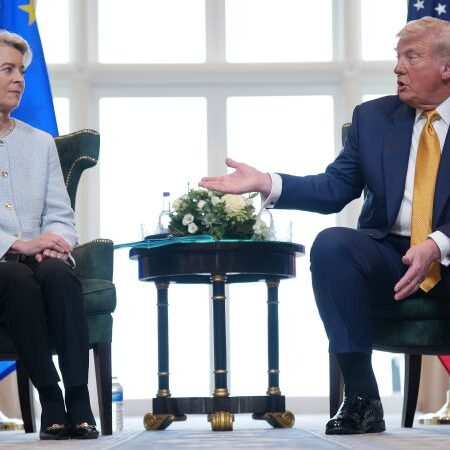 O Acordo Comercial Trump-von der Leyen e Seus Efeitos na Europa: Uma Análise