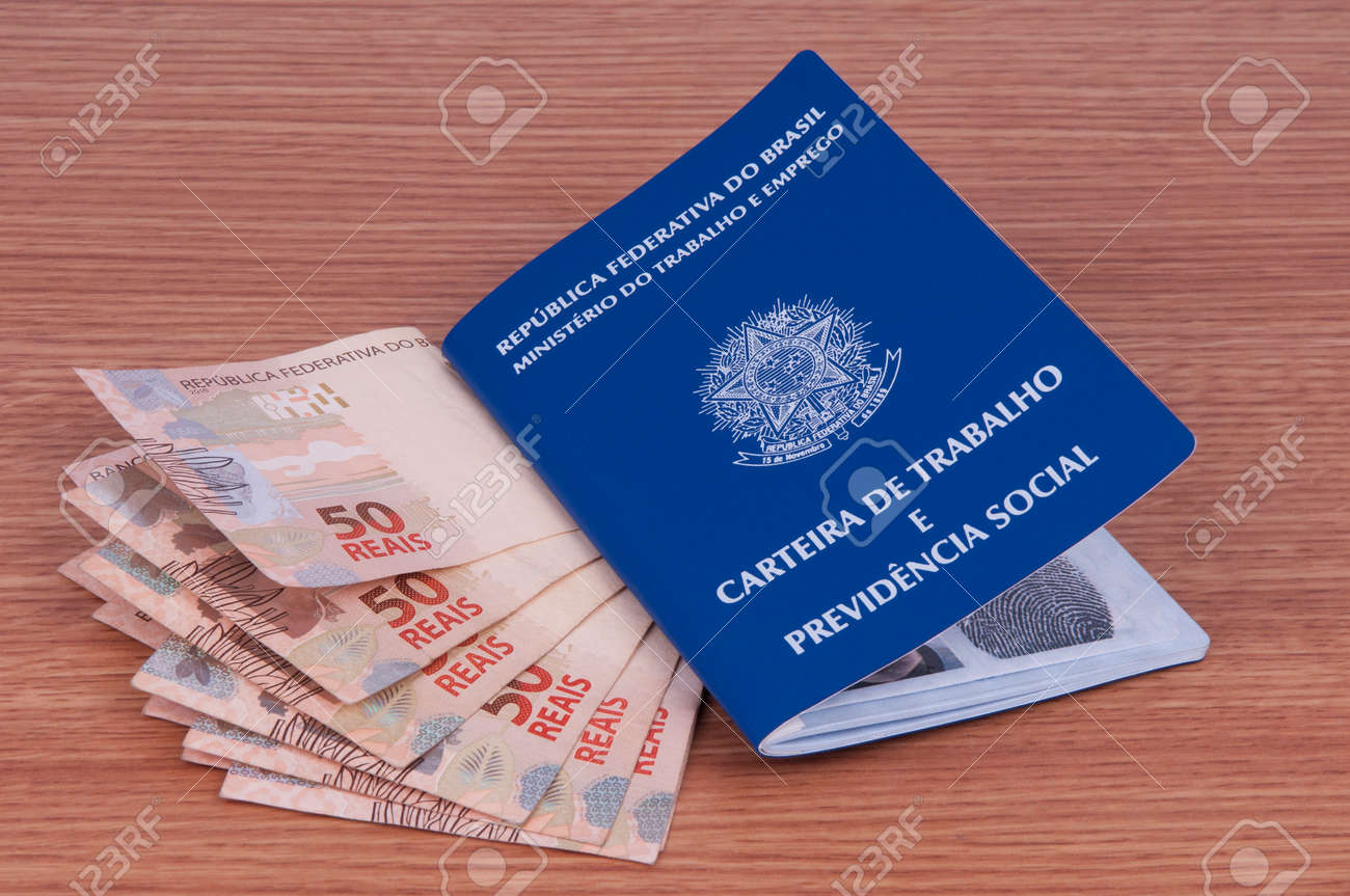 Preview Rosstat: Mais de 45 Mil Russos Ganhando Salários Acima de Um Milhão de Rublos