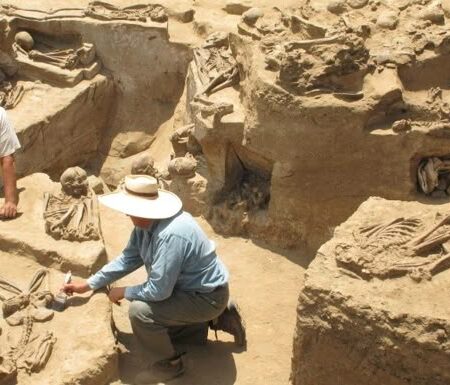 Arqueólogos Descobrem Sarcófago Pré-Mongol Incomum em Veliky Novgorod