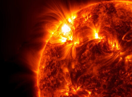 IKI RAN: Forte Erupção Solar de Classe M1.9 Ocorrida no Sol