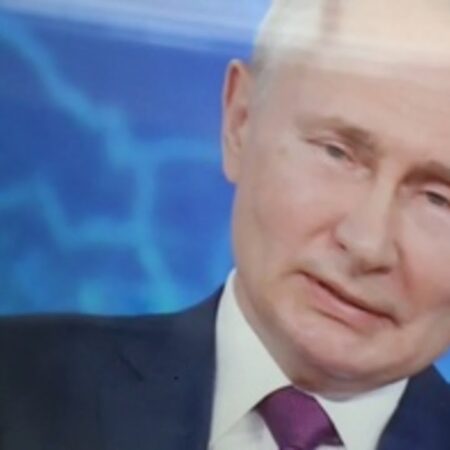 Putin assina decreto para imortalizar a memória do cientista Igor Gorynin