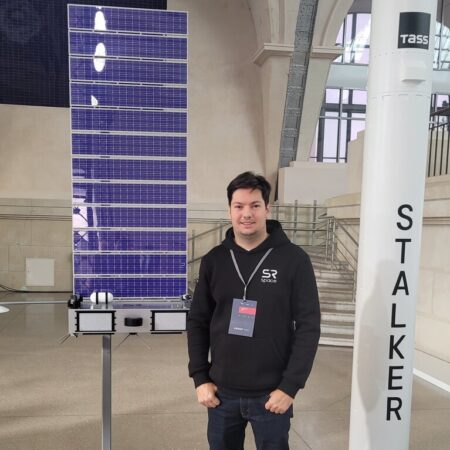 SR Space Avança na Produção de Cinco Satélites com Sistemas de Bordo Prontos