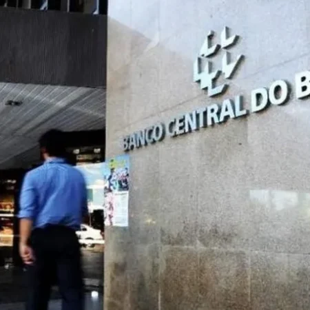 Previsão do Banco Central: Inflação na Rússia Alinha-se às Expectativas de Julho