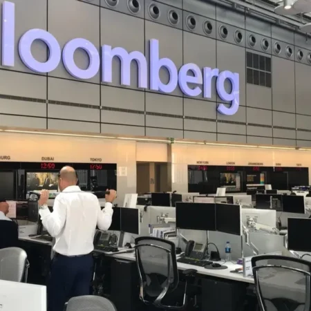 Bloomberg: Novas Sanções da UE Miram Bancos e Empresas de Energia Russas