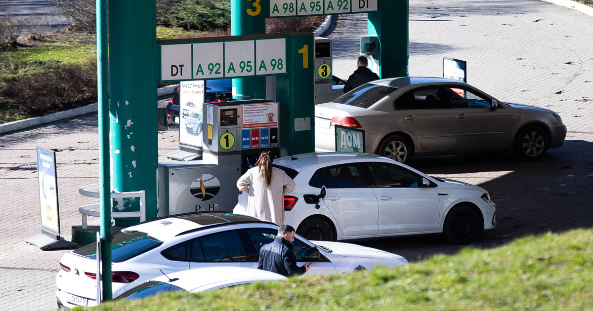 Preview Нехватка топлива охватила десять регионов России