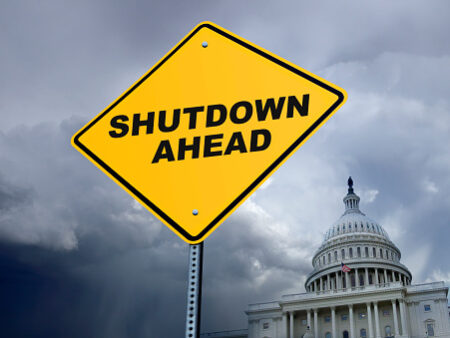 Shutdown nos EUA: Causas, Consequências e Previsões de Especialistas