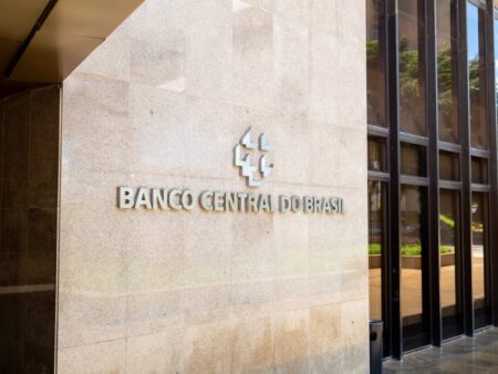 Taxa Básica e Rublo Digital: O que a Chefe do Banco Central Disse no Fórum Finopolis