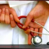 Burocrazia alleata del tumore: Quanto tempo ruba agli oncologi e ai pazienti