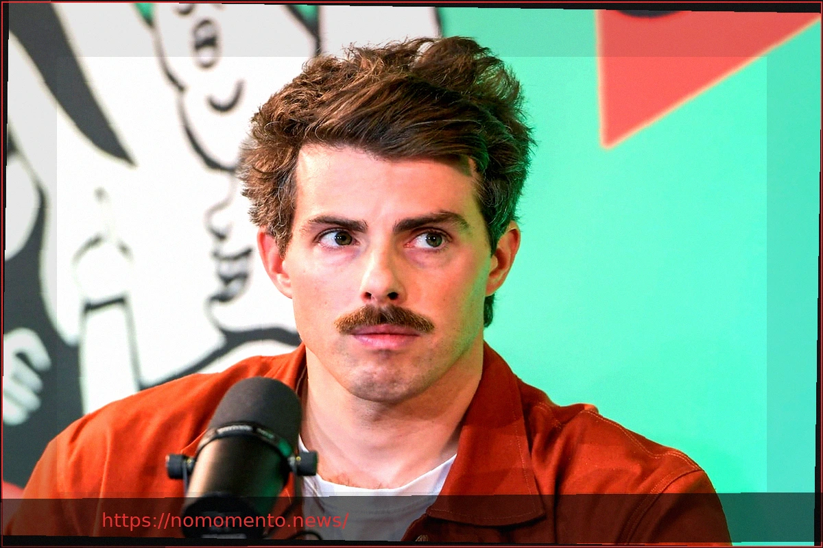 Preview Timothée Parrique, ou le dictateur camouflé