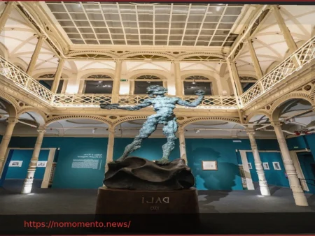 O Dalí Escultor Se Hospeda no Palácio de Gaviria