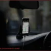 DGT confirma: você pode ser multado se usar certos suportes para celular no seu carro